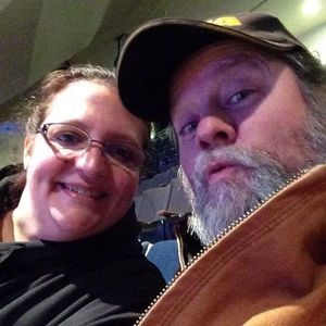 Meet your Posher, Elaine